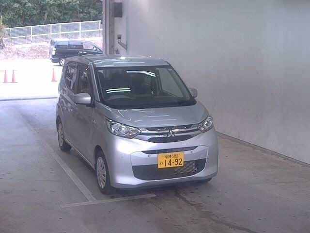 5 MITSUBISHI EK WAGON B33W 2019 г. (JU Okinawa)